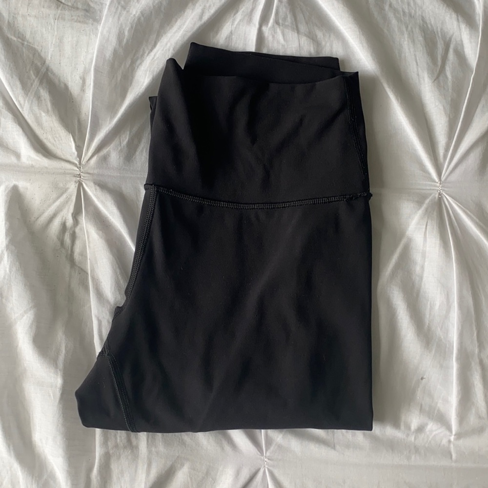 Lululemon Wunder Under leggings